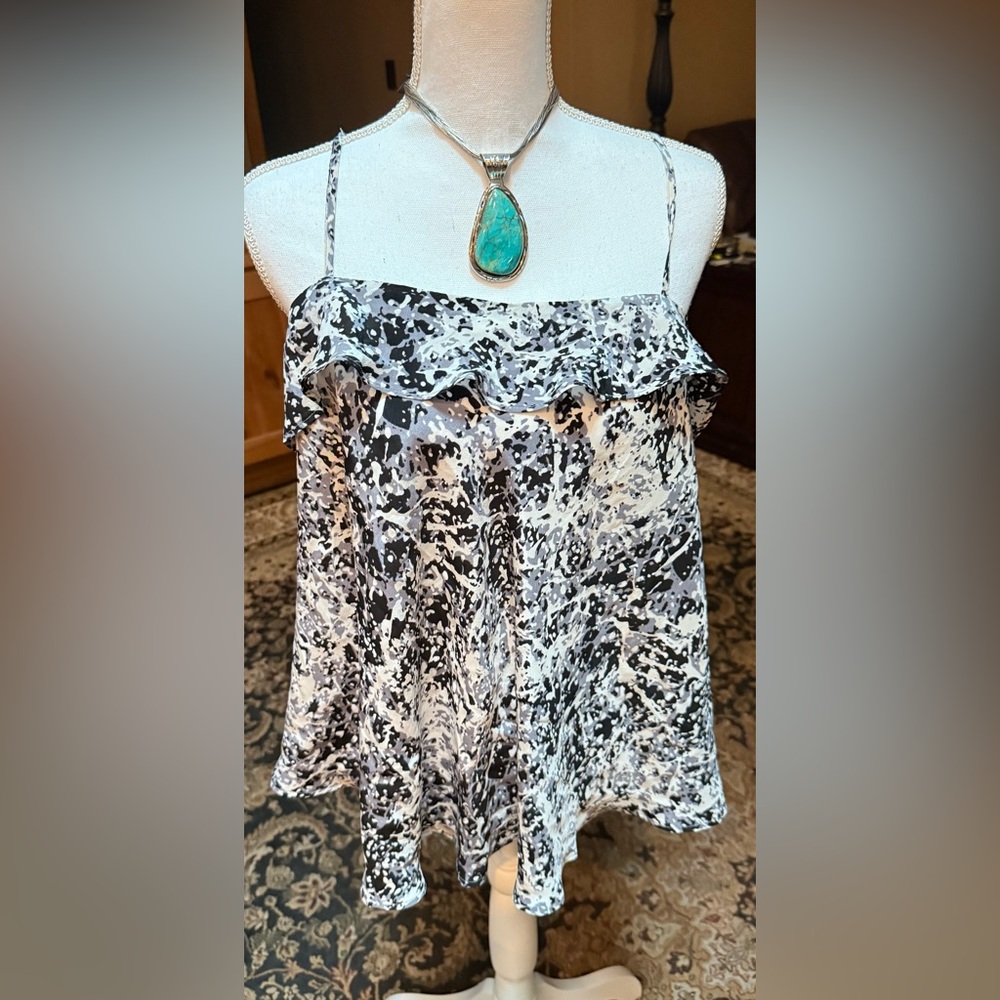 Porridge Nordstrom Black and Gray top with Monochrome Design. NWT